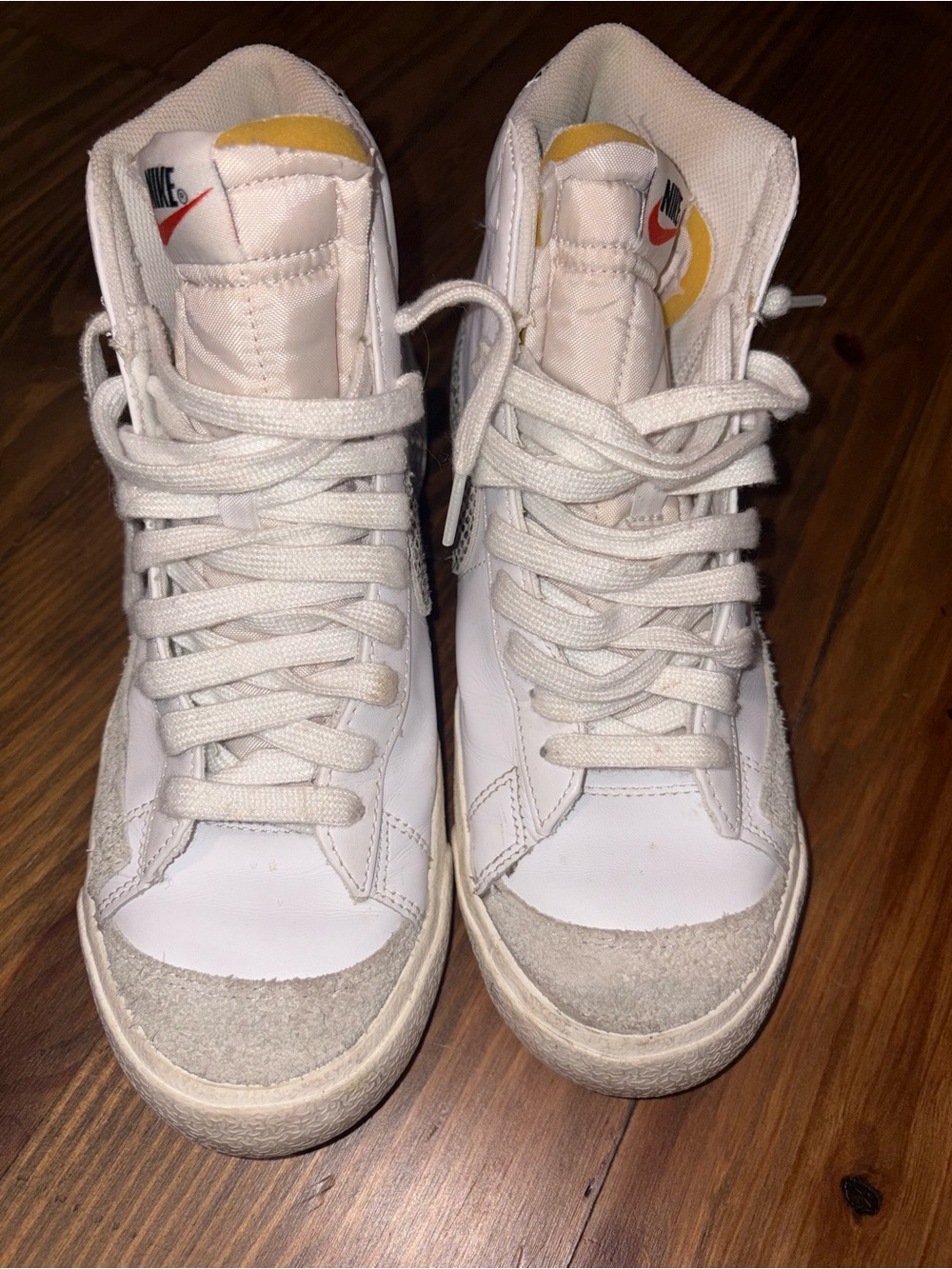 Nike White High-Top Sneakers with Snake-Print Swoosh - Picture 2 of 3